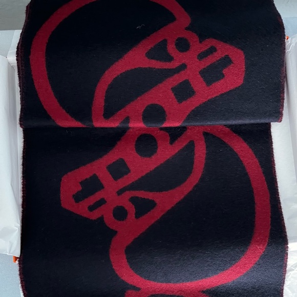 SOLD OUT HERMES Cashmere Boucles EY Camails Muffler Mrine Bordoux - Picture 3 of 6